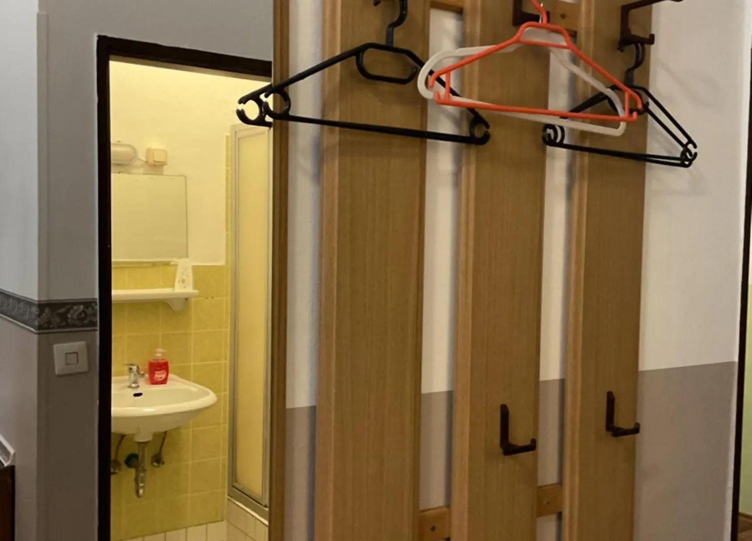 ホステル Pension&Hostel Anna - Monteurzimmer ミュンヘン