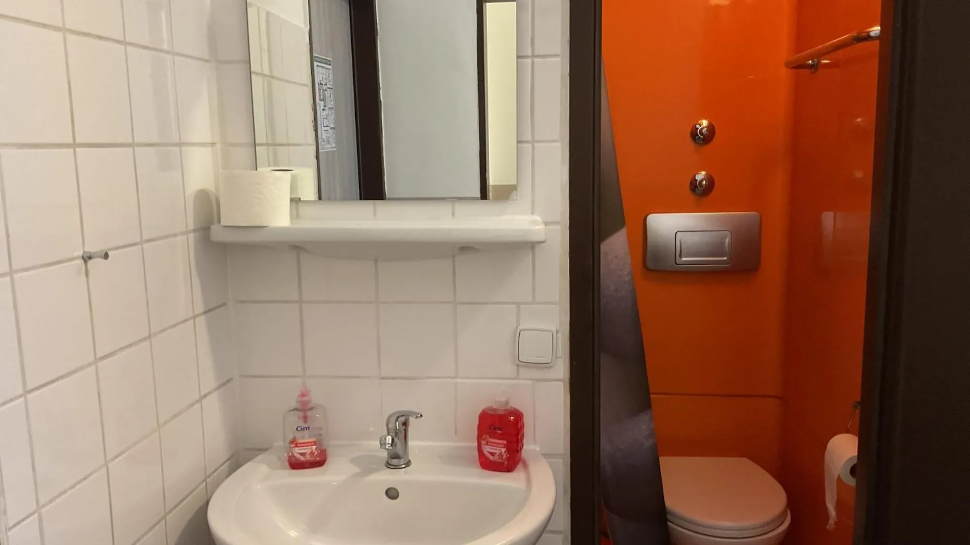 Pension&Hostel Anna - Monteurzimmer ミュンヘン 0*,