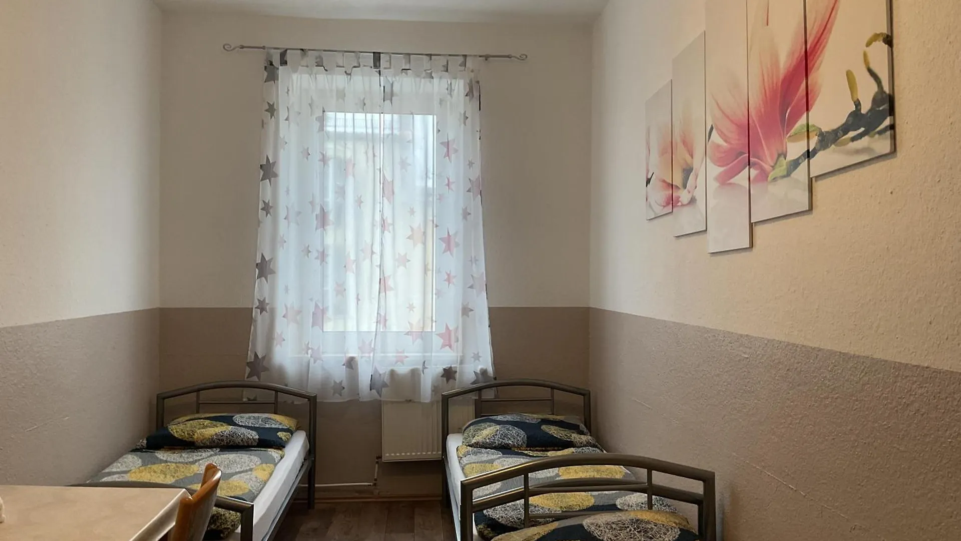 Pension&Hostel Anna - Monteurzimmer ミュンヘン ドイツ
