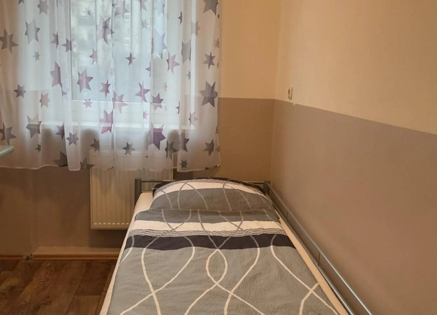ホステル Pension&Hostel Anna - Monteurzimmer ミュンヘン