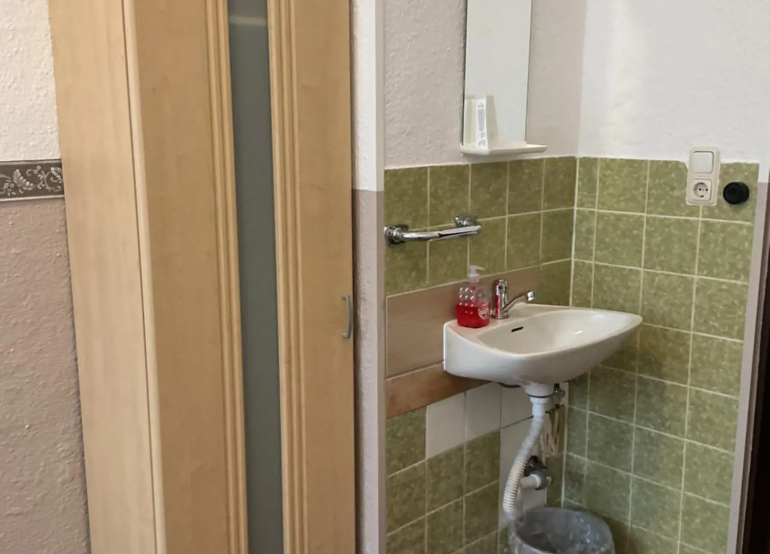 Pension&Hostel Anna - Monteurzimmer Munich Germany
